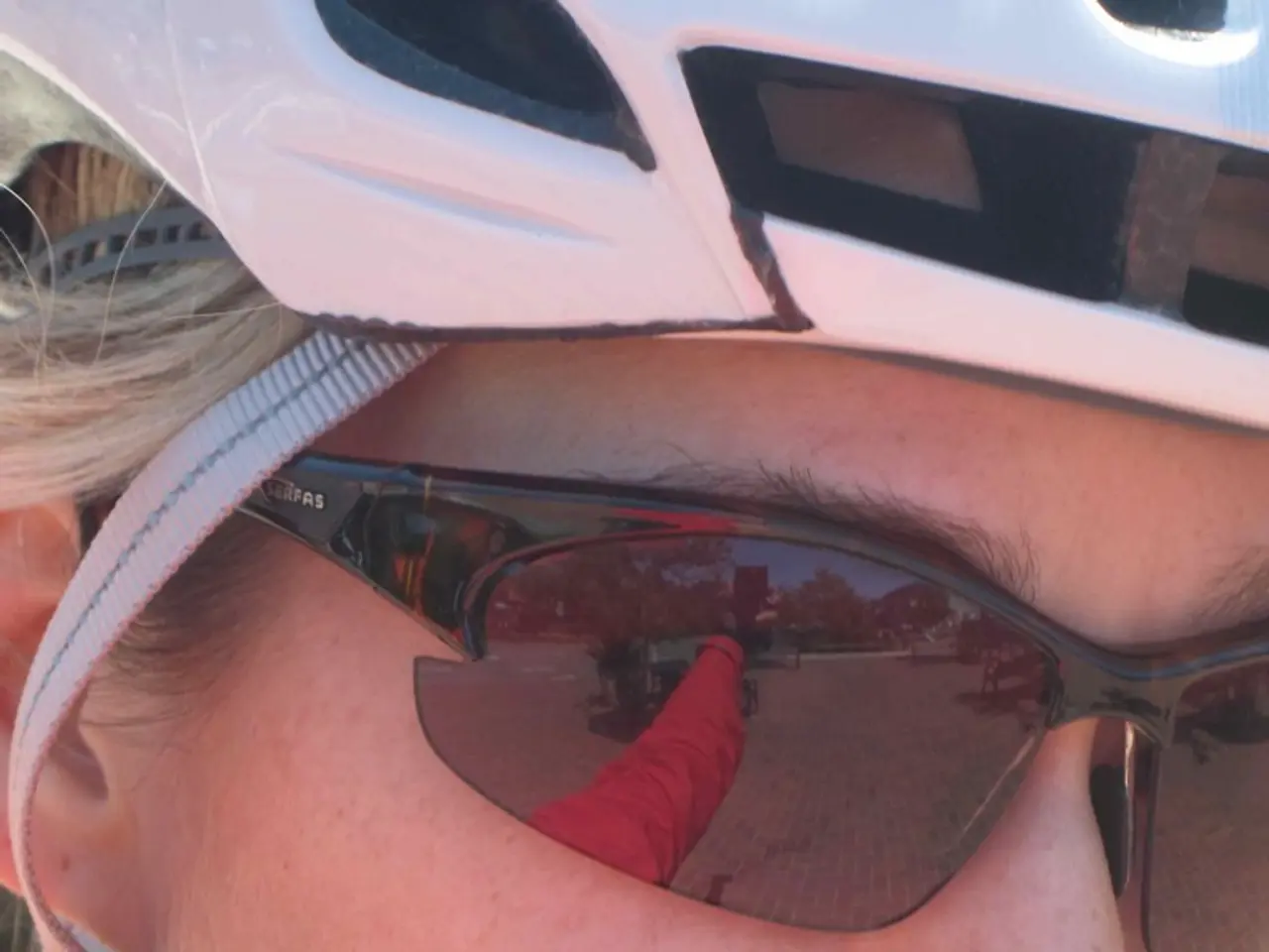 Preferred Equipment for Action Shots: A 70-200mm Zoom Lens by a Skilled Photographer, Explained