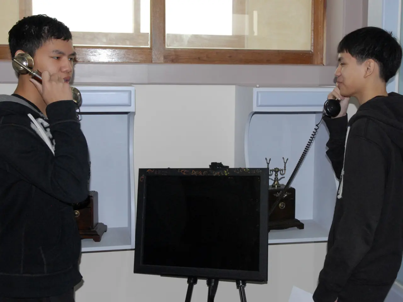 Displaying Dual Listen Function on CrewCom CB2 at 2025 NAB Exhibition by Pliant