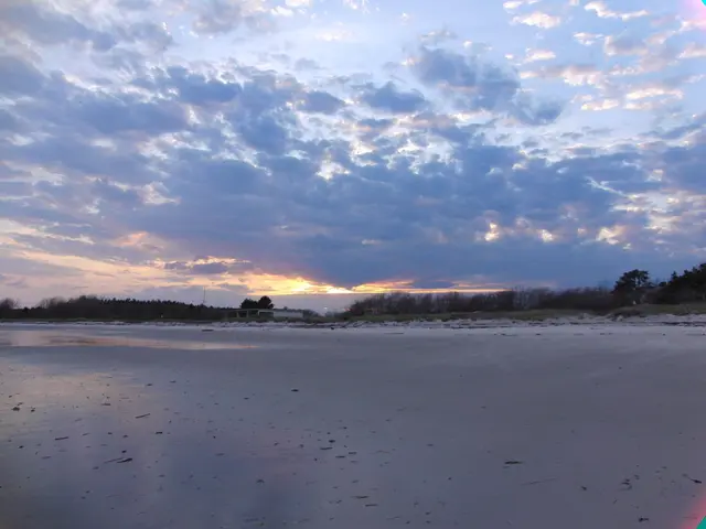 Dune: Awakening Appraisal: A Multiplayer Online Game as Layered as Its Original Content