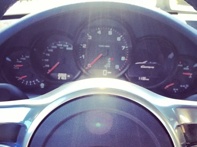 Explores the seaways aboard the Frauscher Fantom x Porsche electric speedboat on our portal