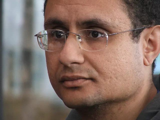 Augmented Reality Glasses Aid Vision-Impaired Individuals through Artificial Intelligence...