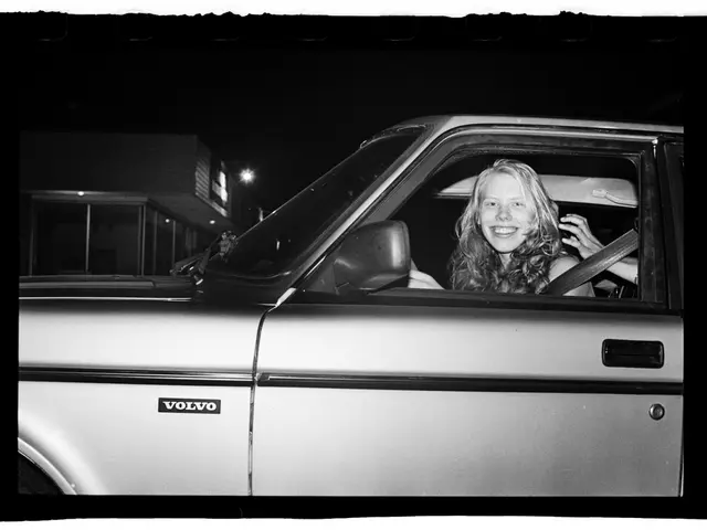 Volvo XC60 Undergoes Inspection at Tüv