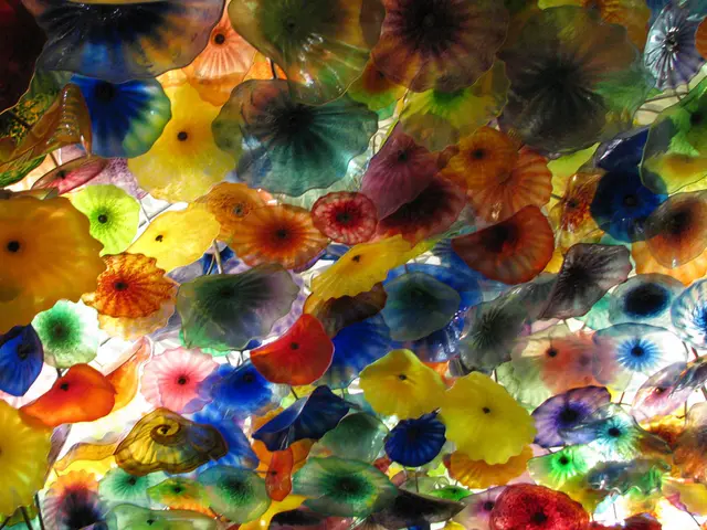 Unveiled: Entire Google Pixel 2025 Series Showcased - Leaked Images of All Devices