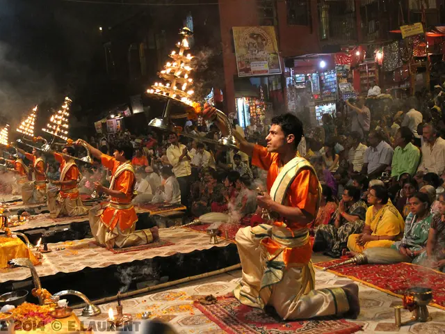 Augmented Reality in Cultural Heritage: Employing an Hidden Markov Model for Eye-Tracking Data to...