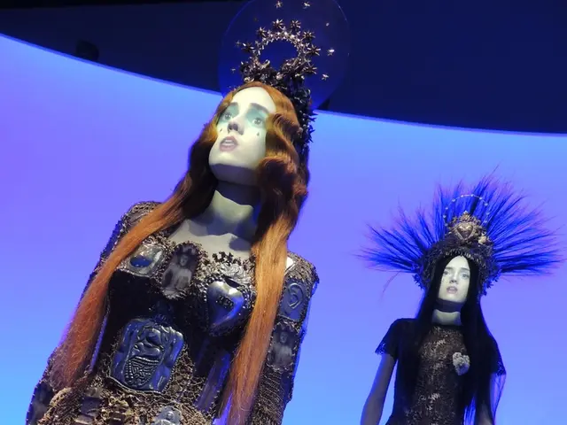 Key Insights to Understand About AI's Role in Ready-to-Wear Fashion Industry