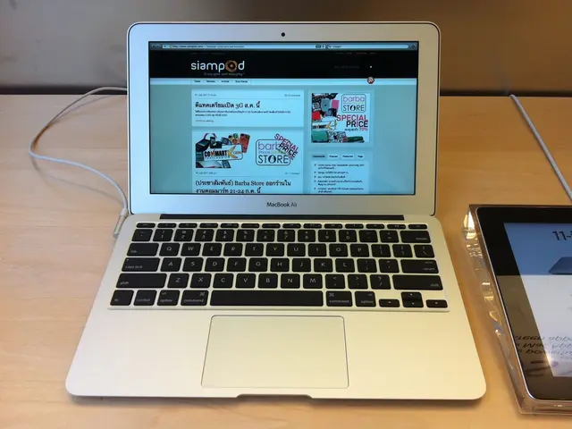 Tablet Acts as Laptop Replacement Contender, Nearly Convincing User