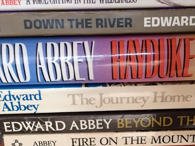 Science Fiction Book Discounts Aggregated by Amazon