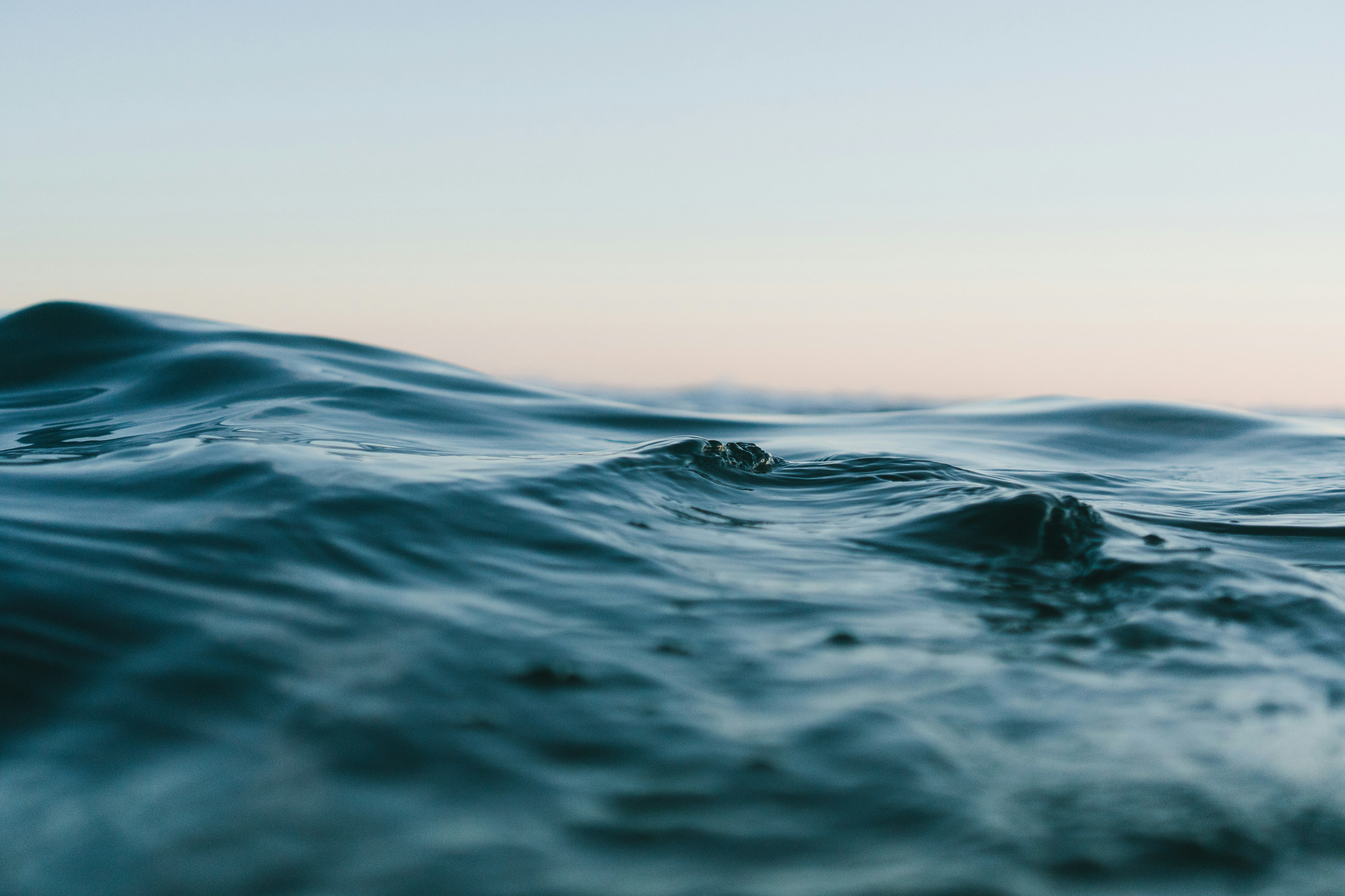 Unauthorized intrusion into prominent government database, leaked sensitive data exposed Network activity for XRP stagnates within a narrow trading band, persisting despite a surge in developer engagement.